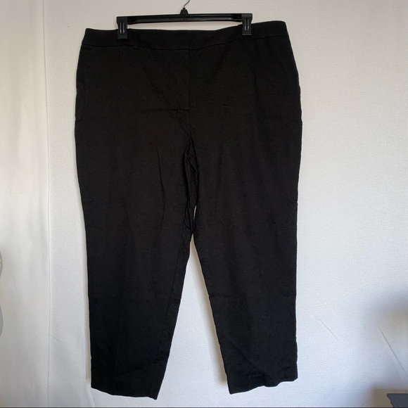 Talbots 100% Cotton Black Floral Cropped Trouser Pants | Talbots Dress Pants - Picture 2 of 14